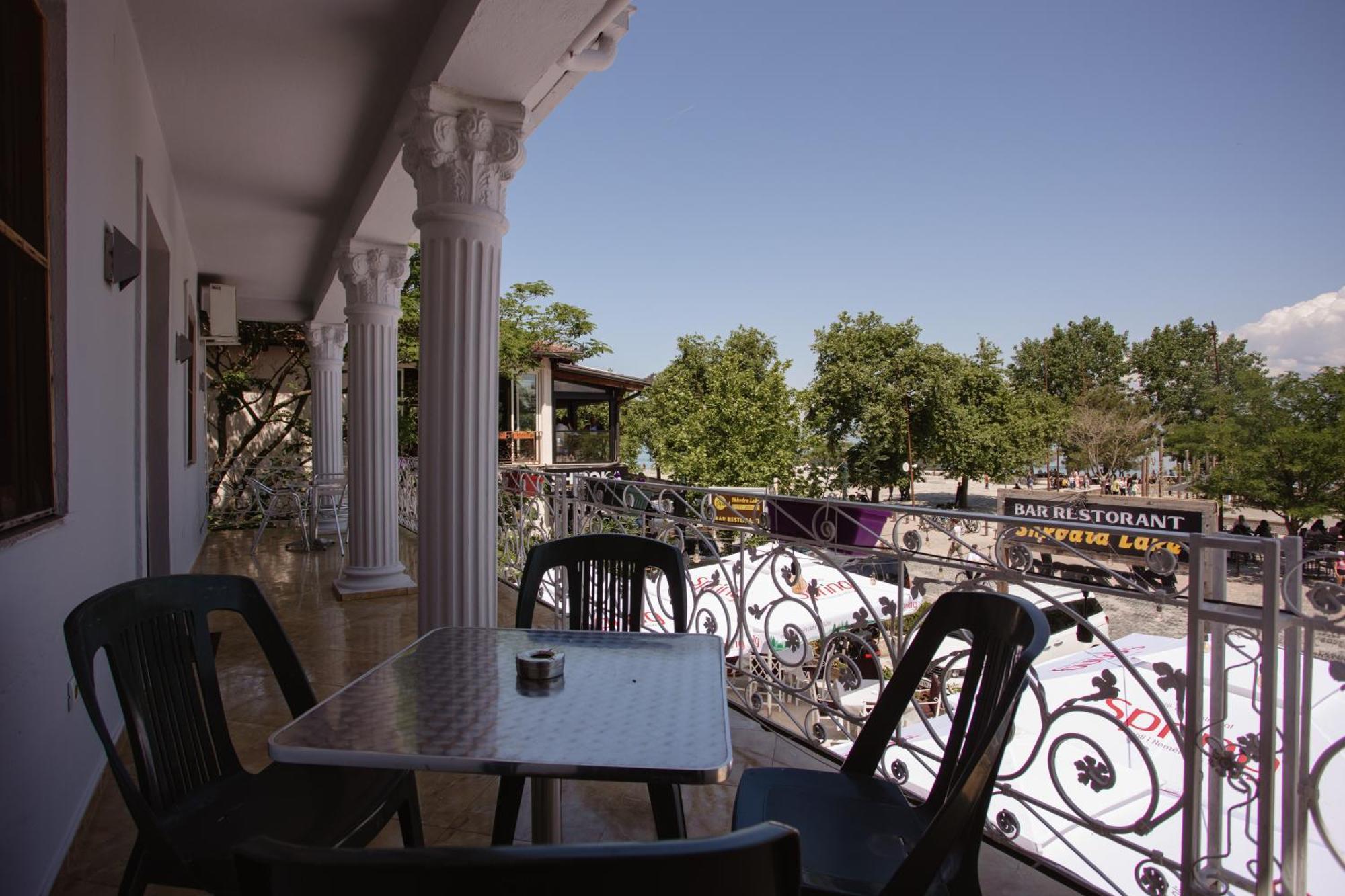 Hotel Shkodra Lake Shiroka Exterior photo